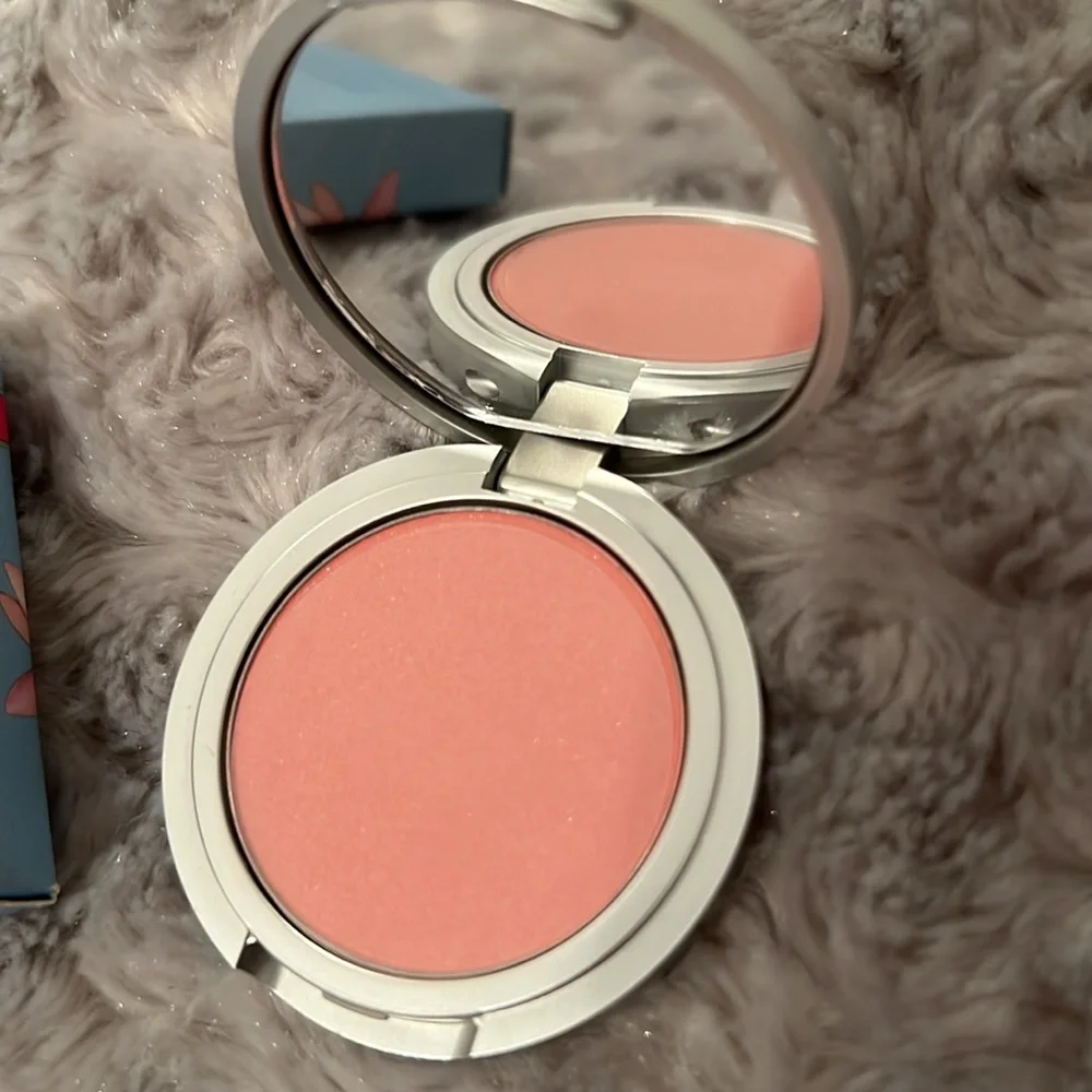 Sue Devitt Blush in Vanuatu BNIB
